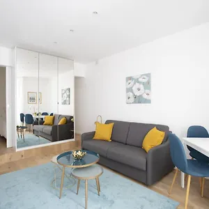 Stylist And Cosy In Montparnasse Appartement