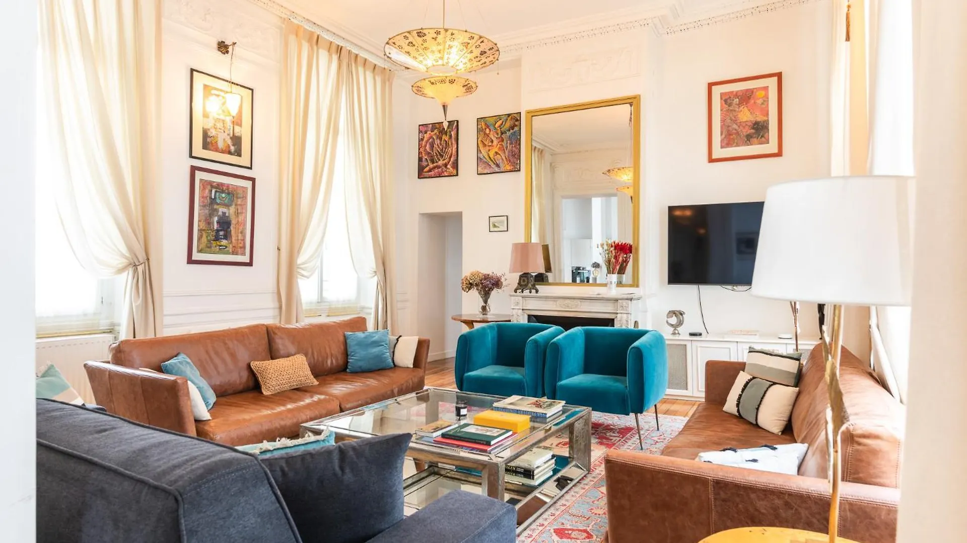 Luxury Typical Parisian Flat - 5 Min From Louvre Apartment France