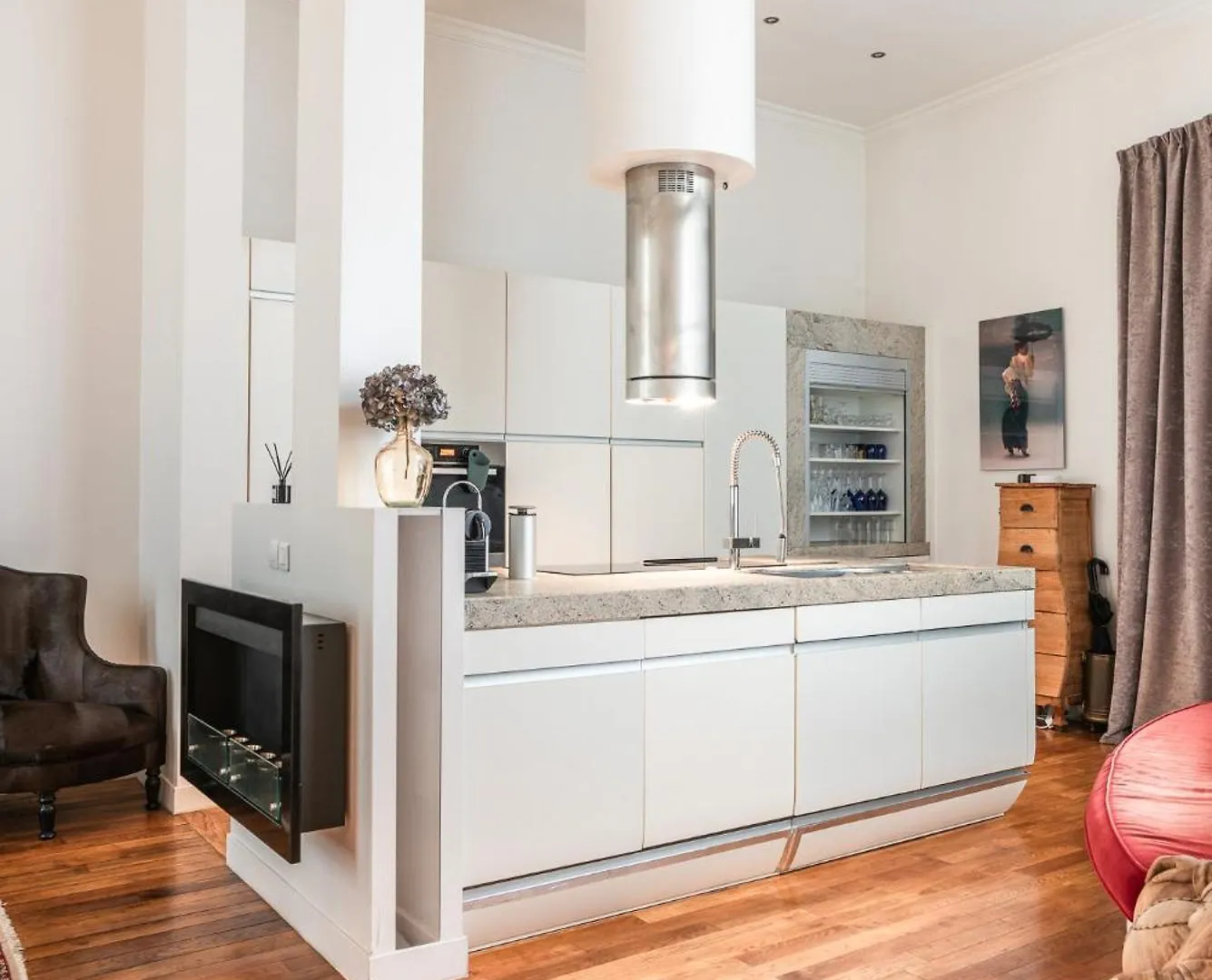 Luxury Typical Parisian Flat - 5 Min From Louvre Apartment  Paris