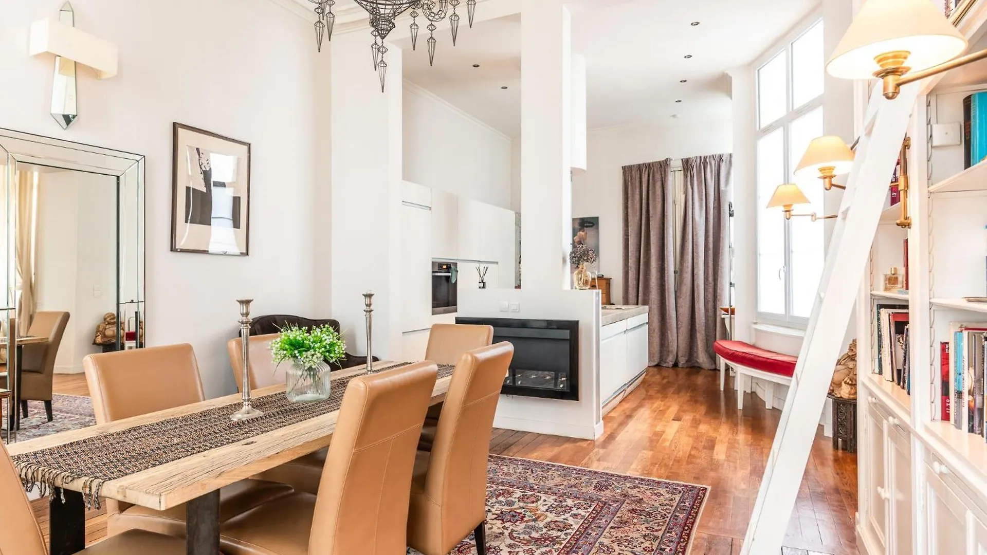Luxury Typical Parisian Flat - 5 Min From Louvre Apartment France
