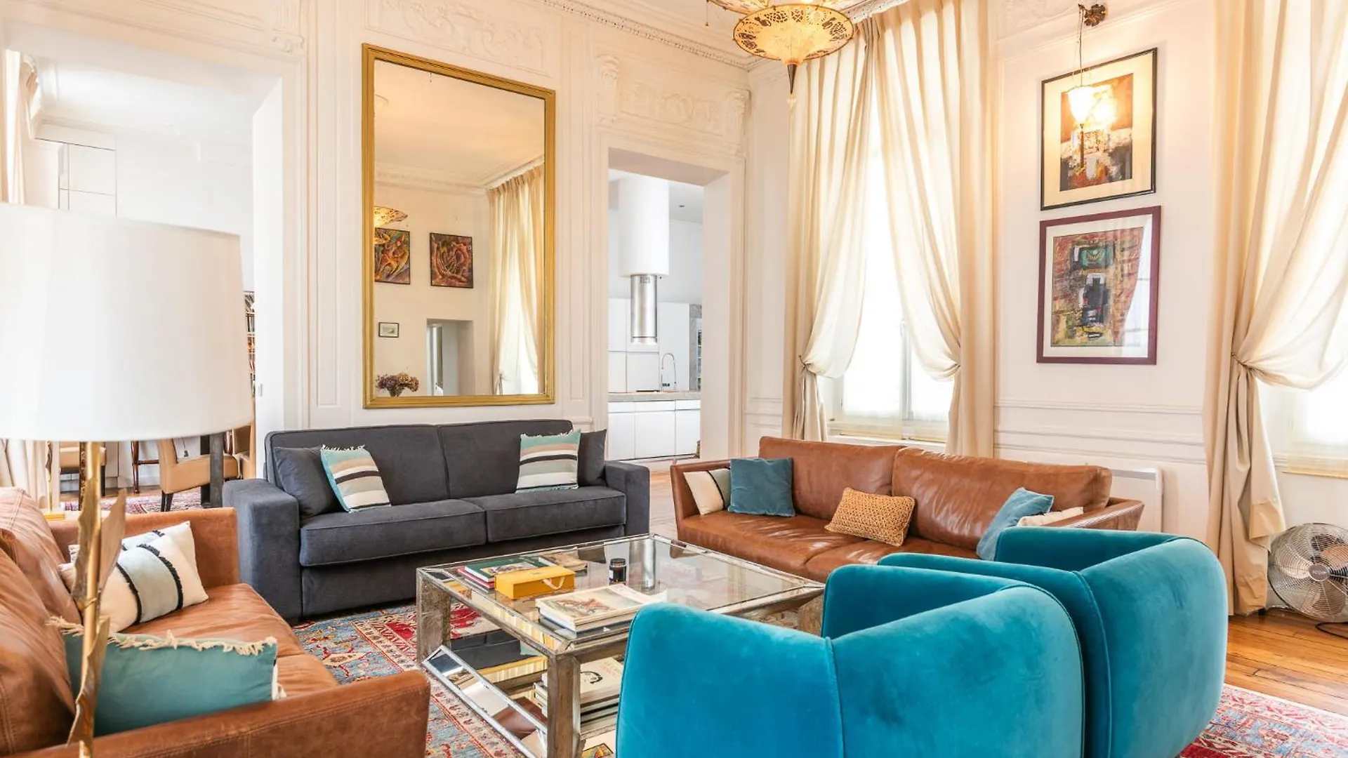 Luxury Typical Parisian Flat - 5 Min From Louvre Apartment