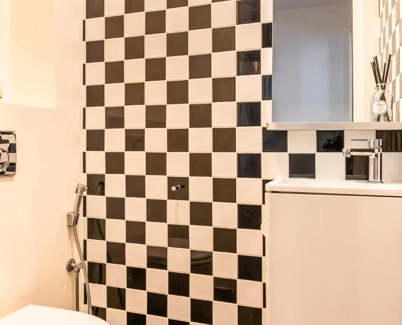 Luxury Typical Parisian Flat - 5 Min From Louvre Apartment 0*, Paris